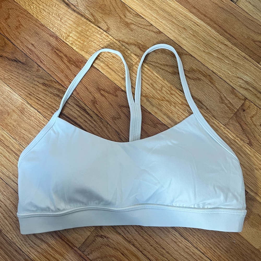 Lululemon flow y bra